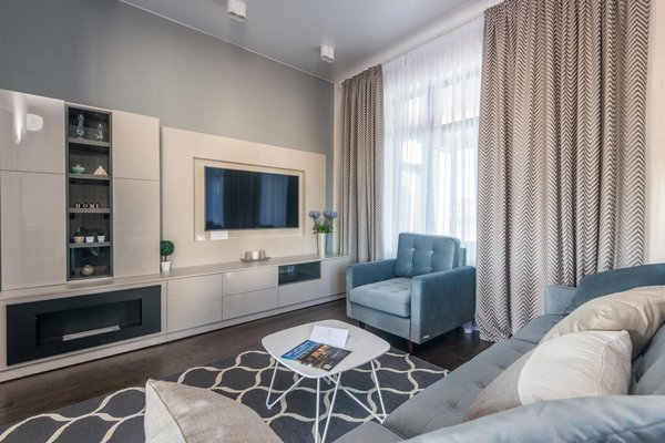 Créer une maison intelligente : intégrer la domotique pour un intérieur connecté et économe